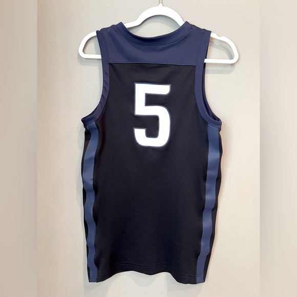 Nike Butler Bulldogs #5 basketball jersey black w/ navy stripes men’s XS - Picture 2 of 8